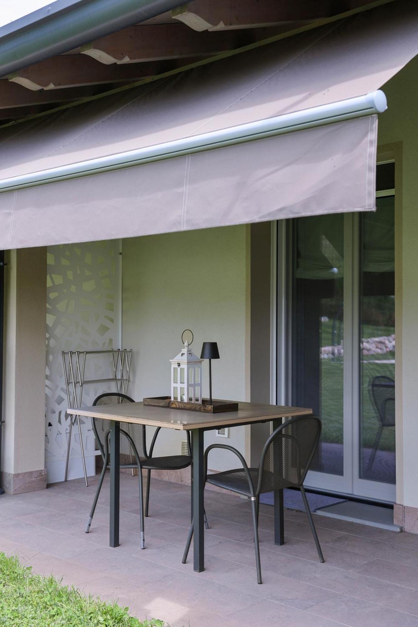 Bed And Breakfast Le Giale Castelnuovo del Garda Bagian luar foto