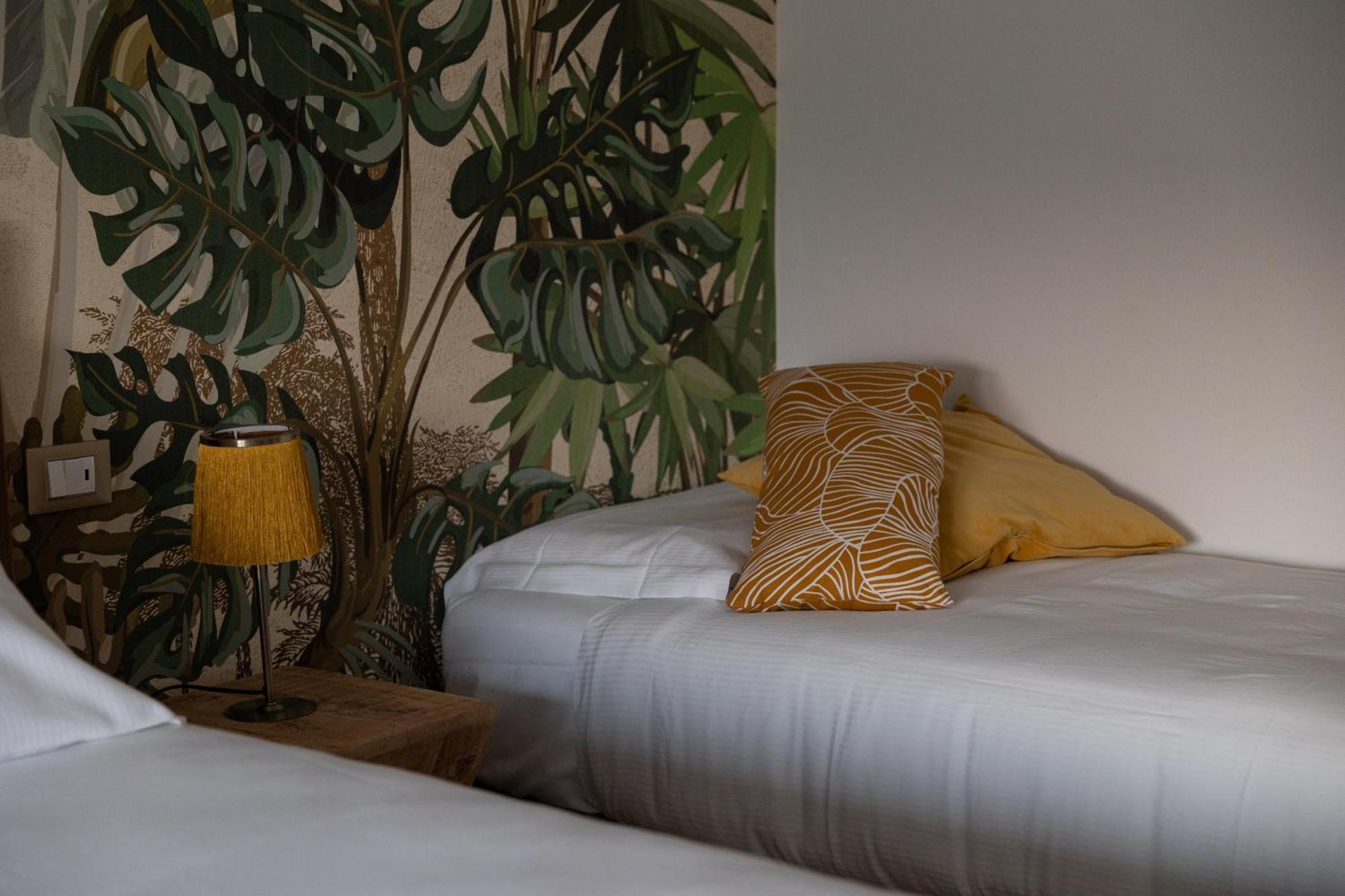 Bed And Breakfast Le Giale Castelnuovo del Garda Ruang foto