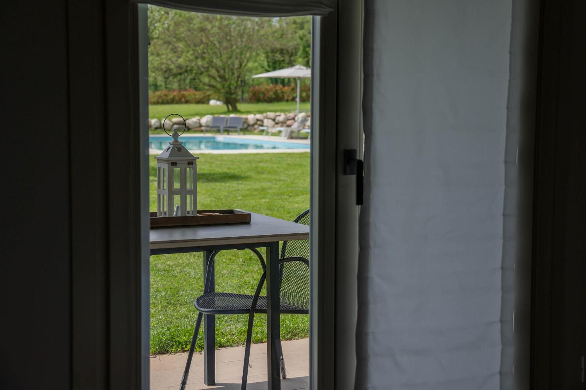 Bed And Breakfast Le Giale Castelnuovo del Garda Bagian luar foto