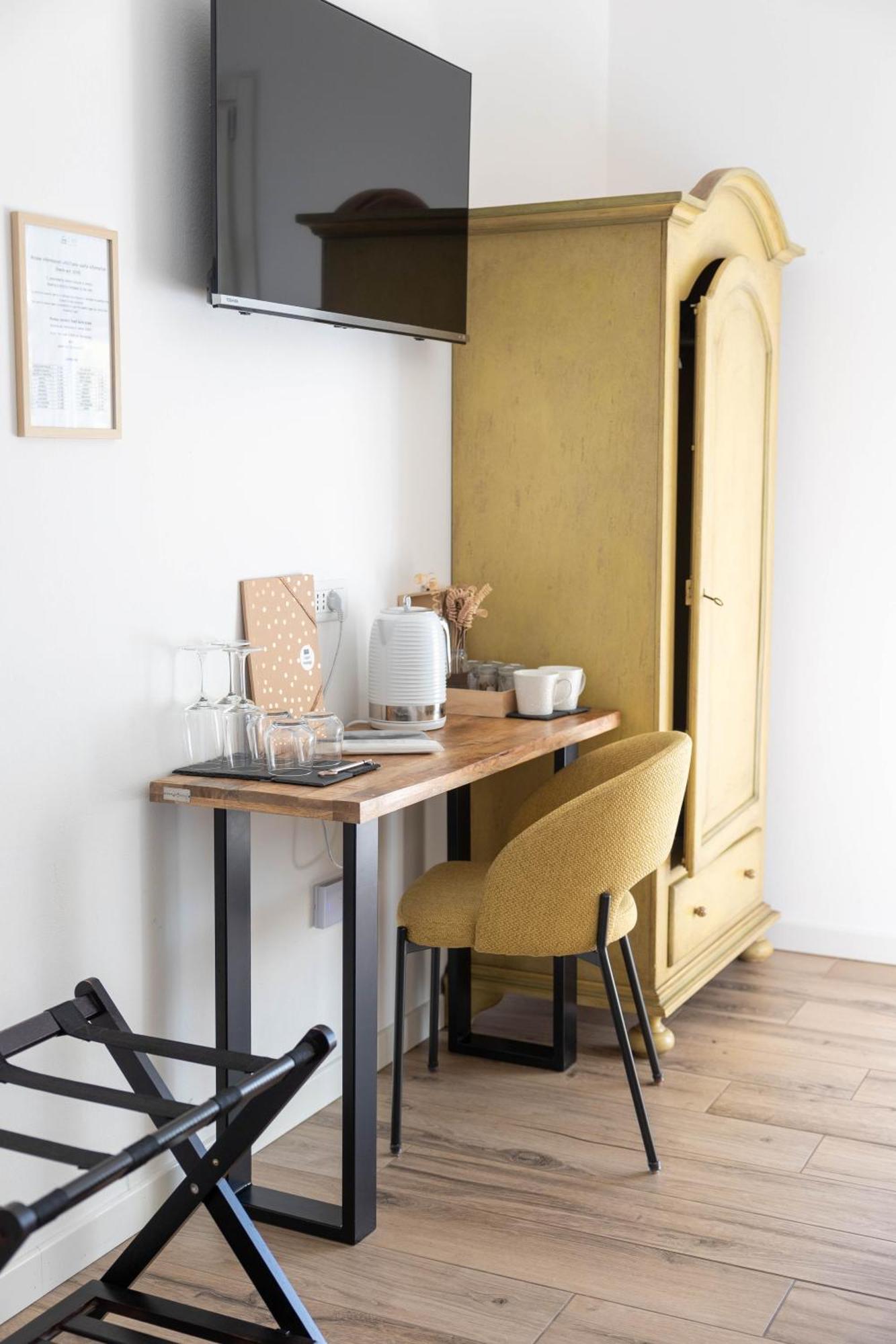 Bed And Breakfast Le Giale Castelnuovo del Garda Ruang foto